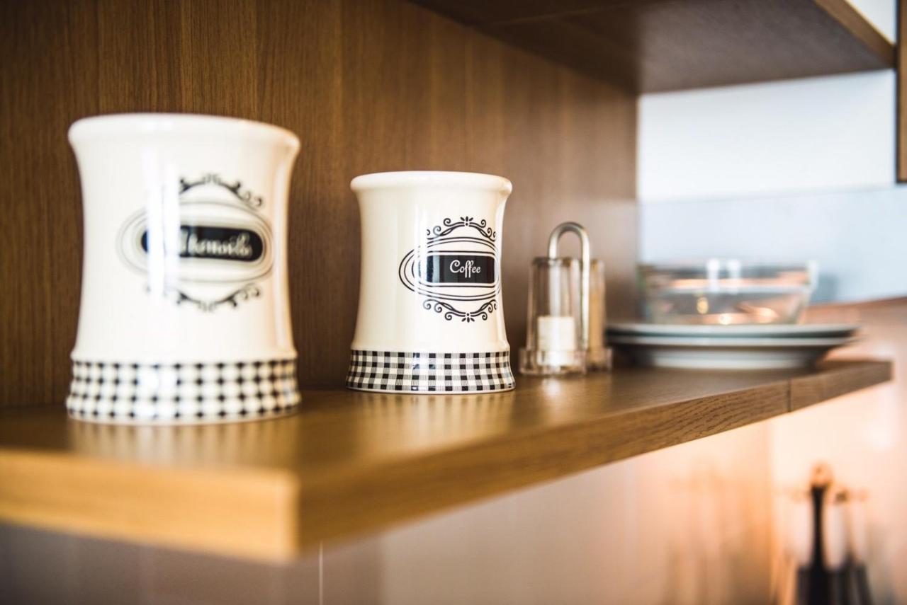 Winner Serviced Apartment Si Maha Phot Extérieur photo