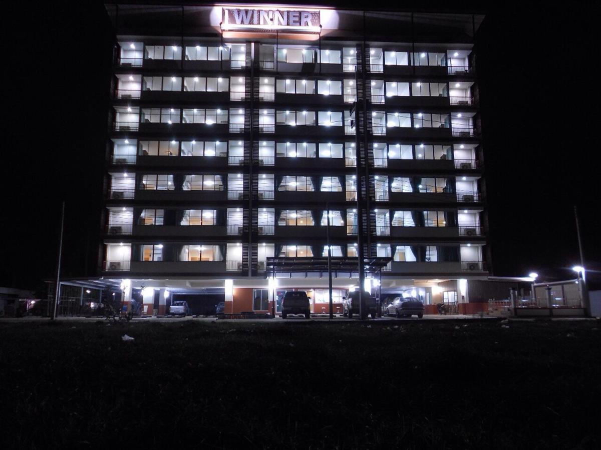 Winner Serviced Apartment Si Maha Phot Extérieur photo