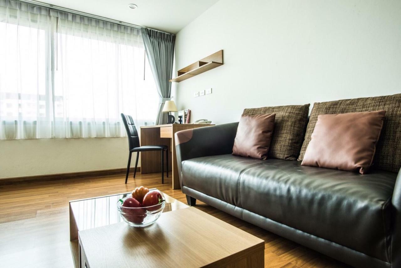 Winner Serviced Apartment Si Maha Phot Extérieur photo