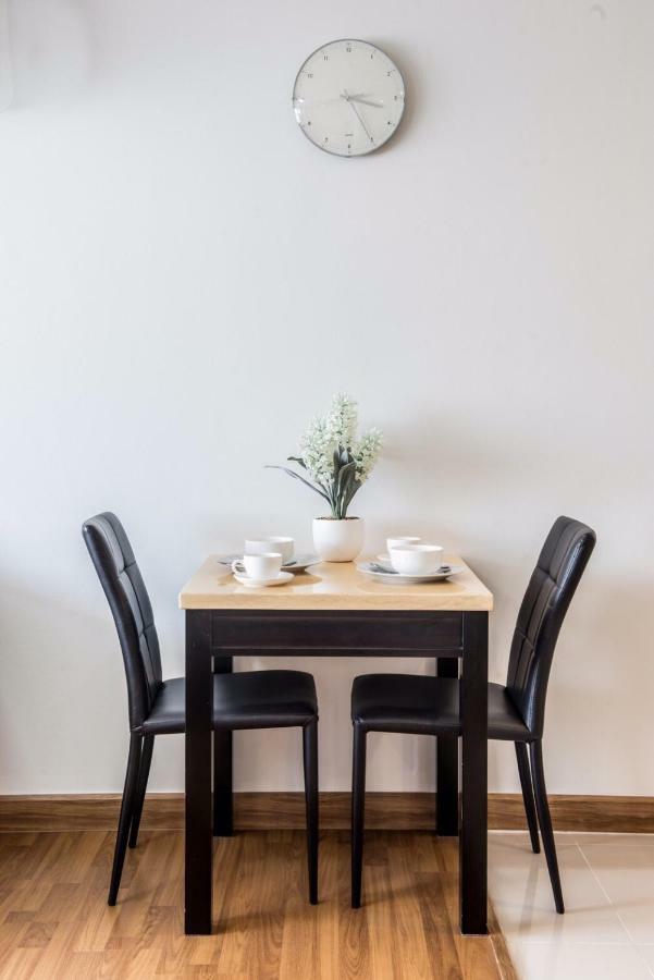 Winner Serviced Apartment Si Maha Phot Extérieur photo